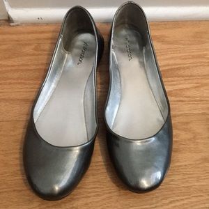 Metallic gray flats